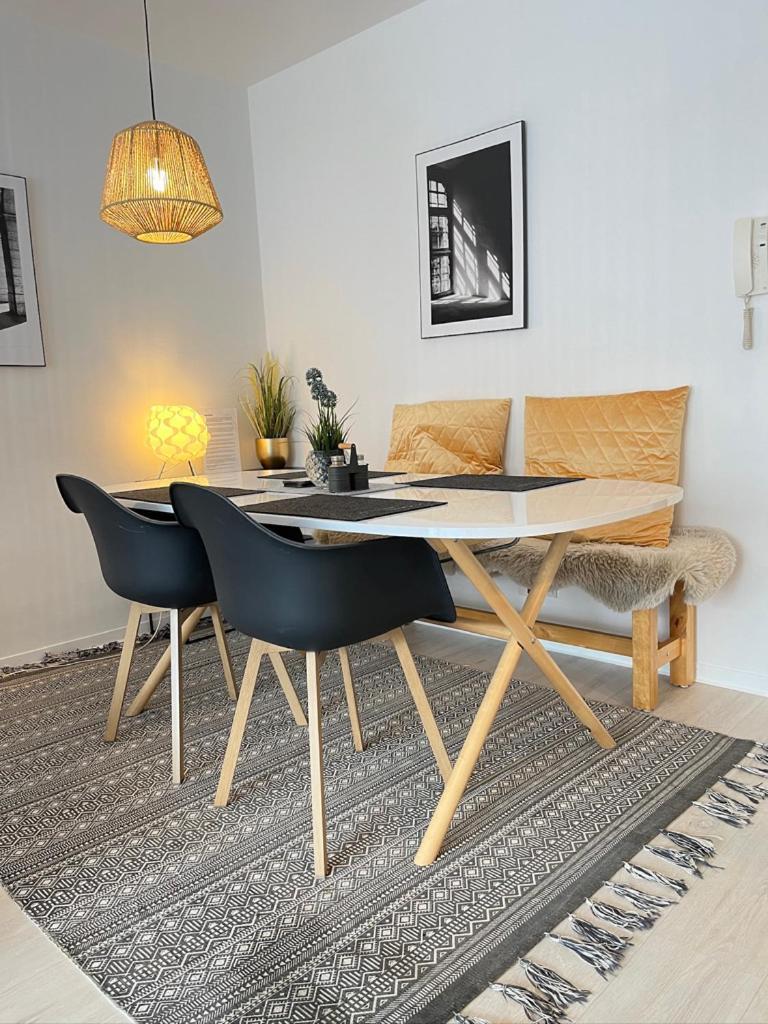 Living At Saarpartments -Adultsonly- 2 Bedrooms, Kitchen- Business & Holiday Apartments For Long- And Short Term Stay, 3 Min To Train-Station, Secure E-Bike Parking! ساربروكن المظهر الخارجي الصورة